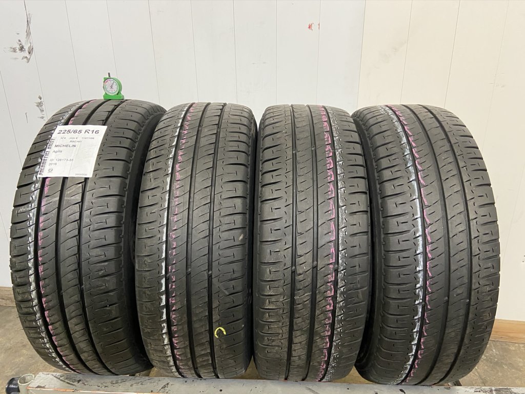 MICHELIN AGILIS 225/65 R16 112/110R ESTIVA