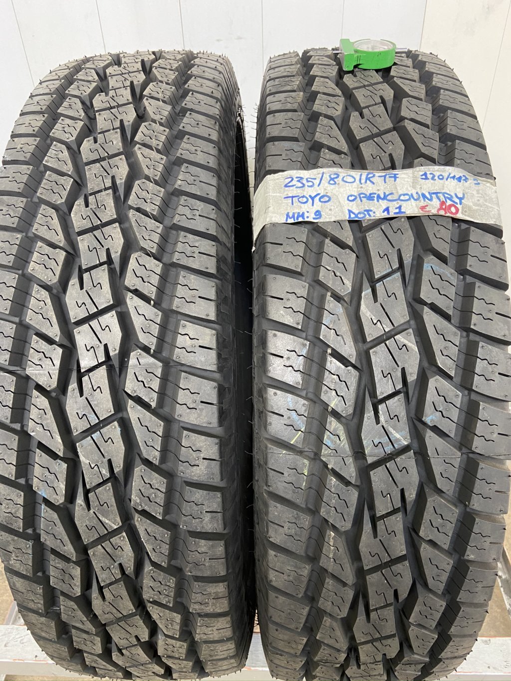  Toyo 235/80 R17 120/117S QUATTRO STAGIONI