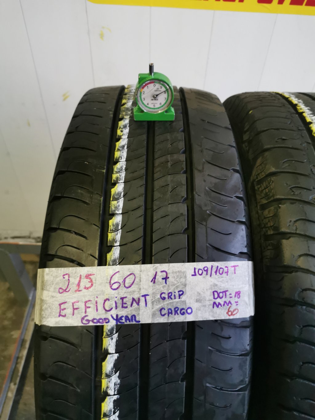 GOODYEAR EFFICIENT 215/60 R17 109/197T ESTIVA