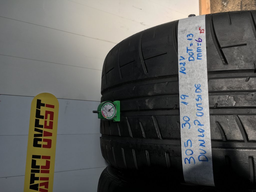DUNLOP OUTSIDE 305/30 R19 102V ESTIVA