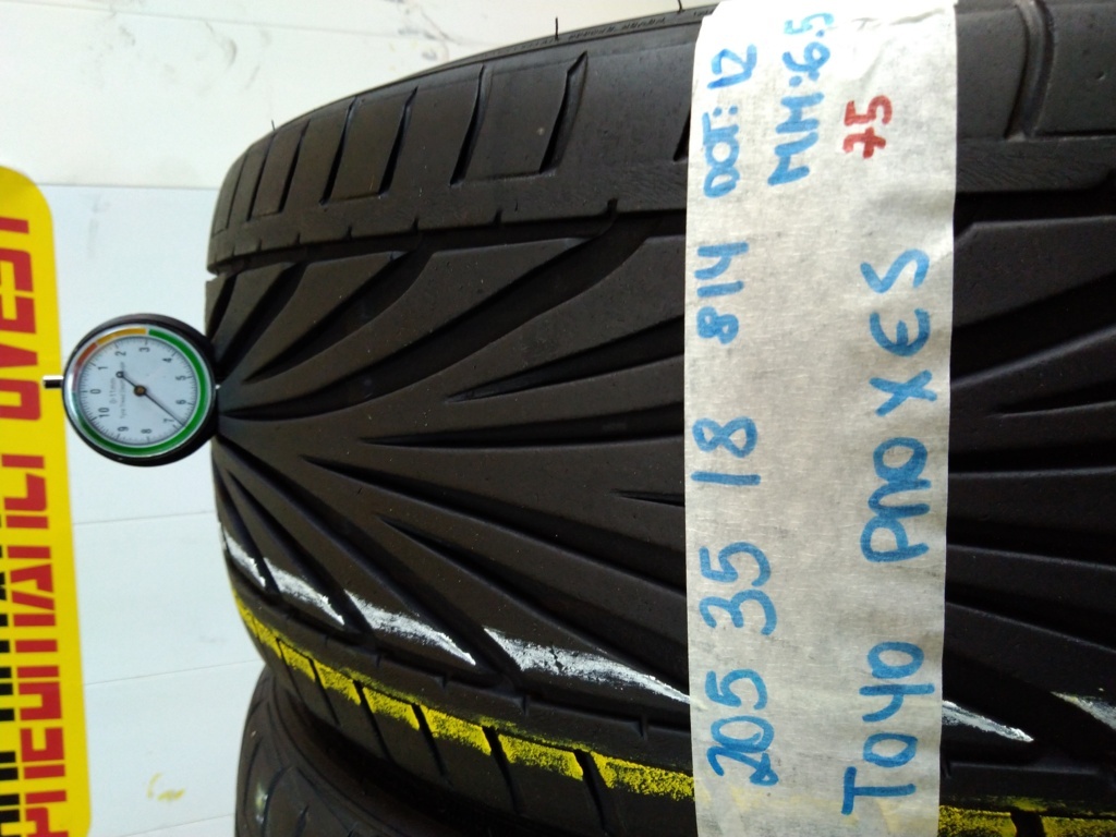TOYO PROXES 205/35 R18 81Y ESTIVA