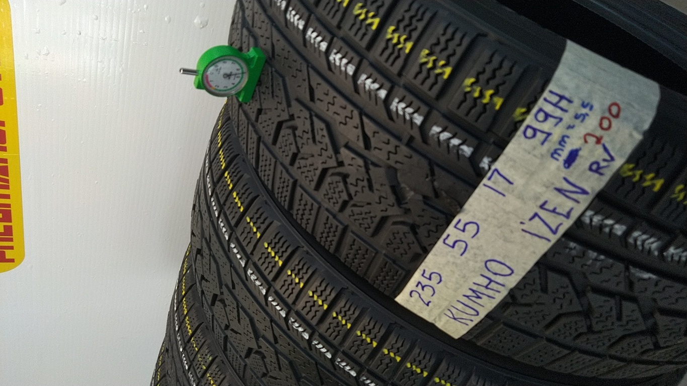 KUMHO izen 235/55 R17 99H INVERNALE