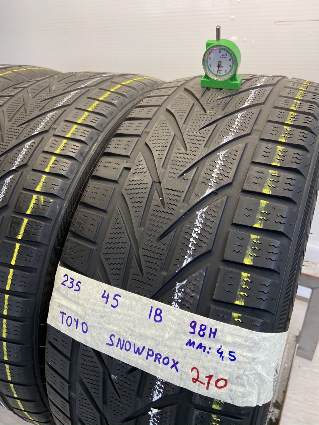 TOYO snow prox 235/45 R18 98H INVERNALE 210,00