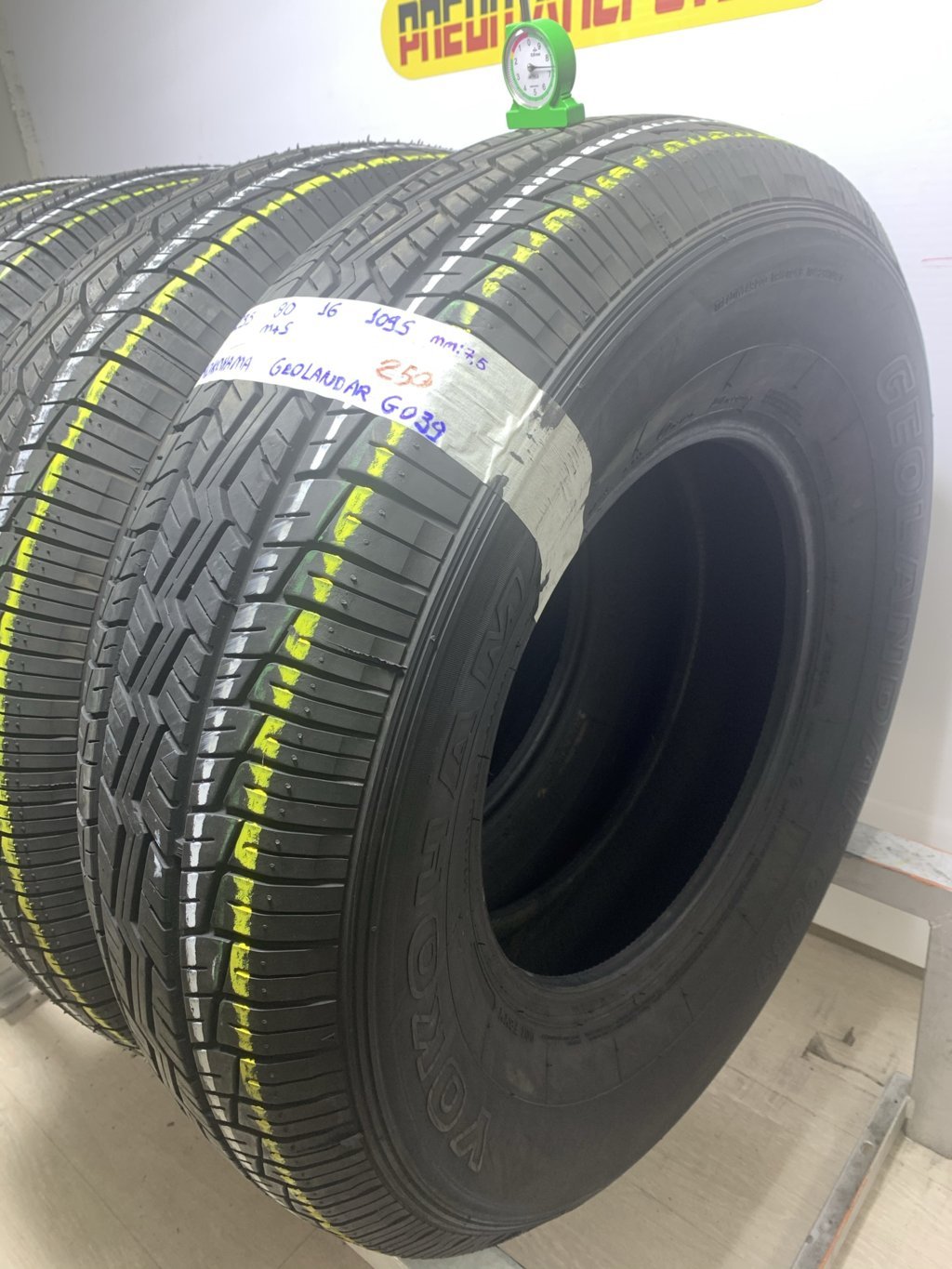 YOKOHAMA GEOLANDAR 235/80 R16 109S INVERNALE