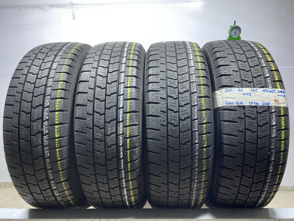 GOODYEAR ULTRAGRIP 205/65 R16 107T INVERNALE