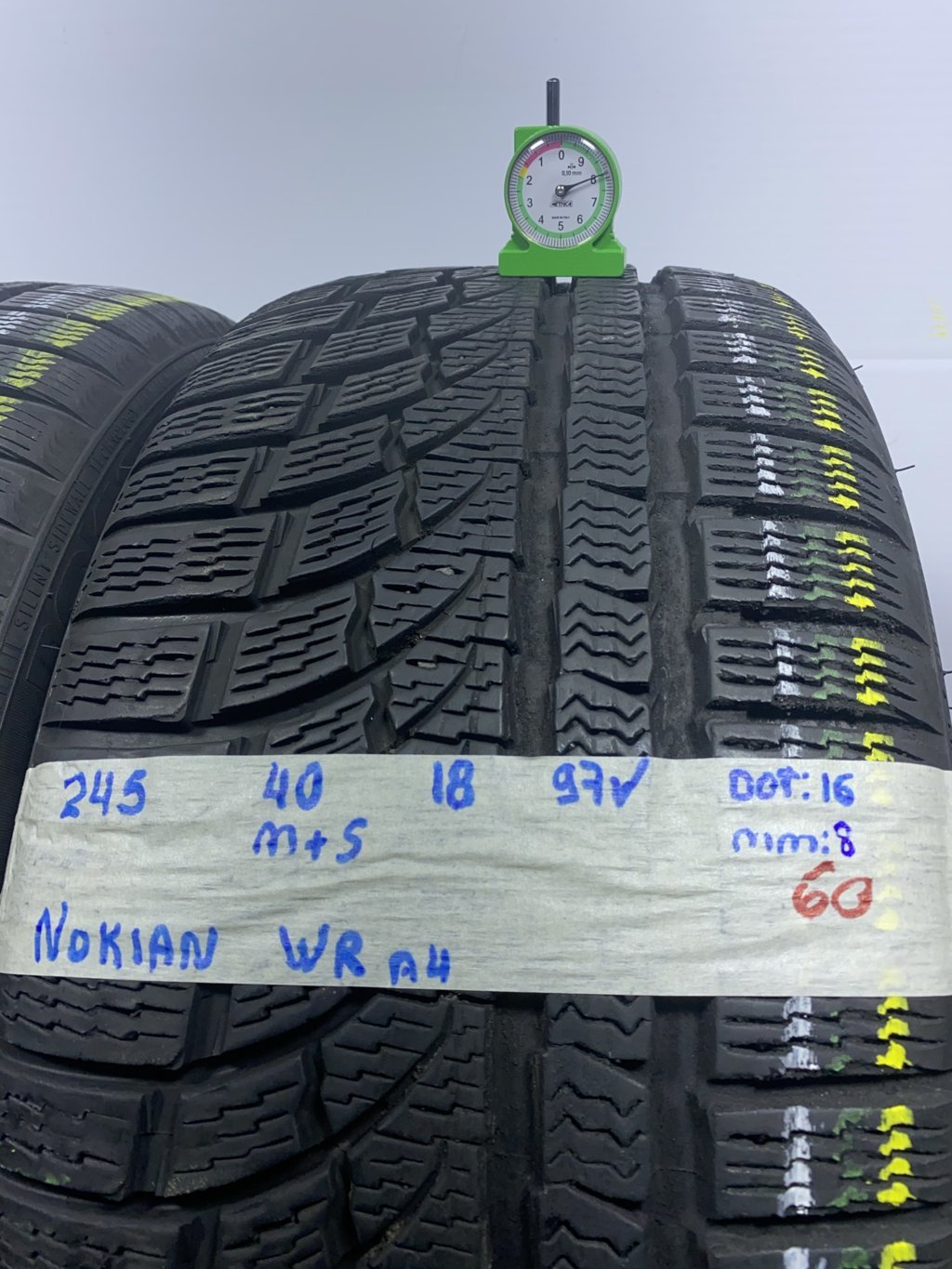 DUNLOP . 245/40 R18 97H INVERNALE