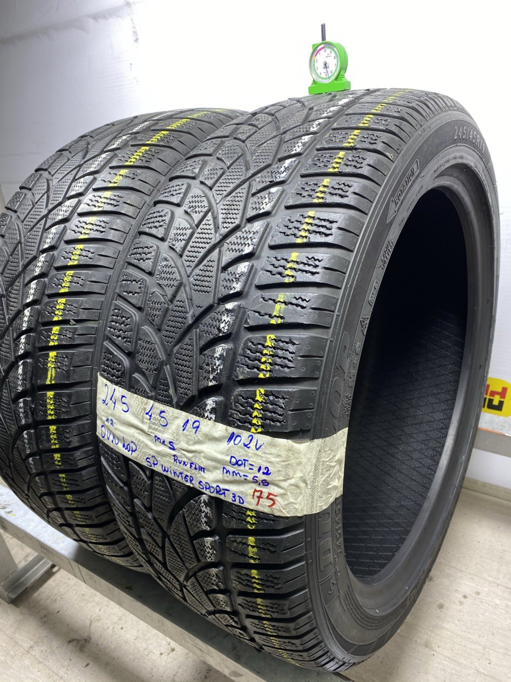 DUNLOP . 245/45 R19 102V INVERNALE