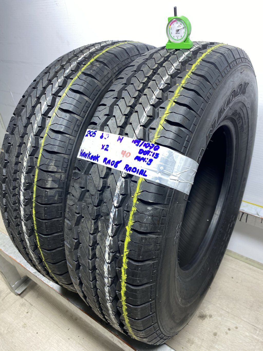 HANKOOK RA08  205/80 R14 109Q ESTIVA