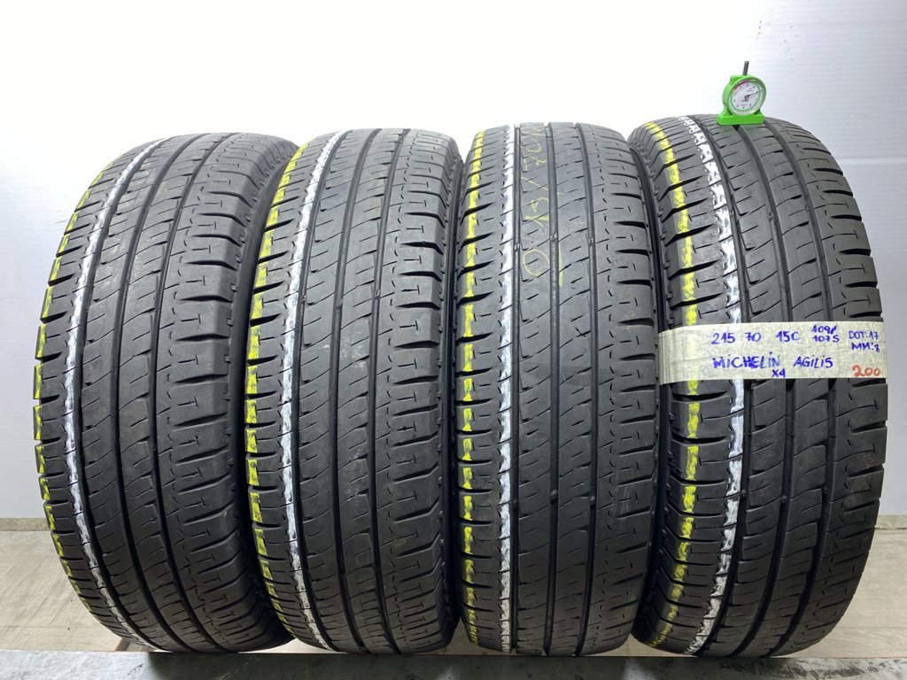 MICHELIN AGILIS 215/70 R15 107S ESTIVA