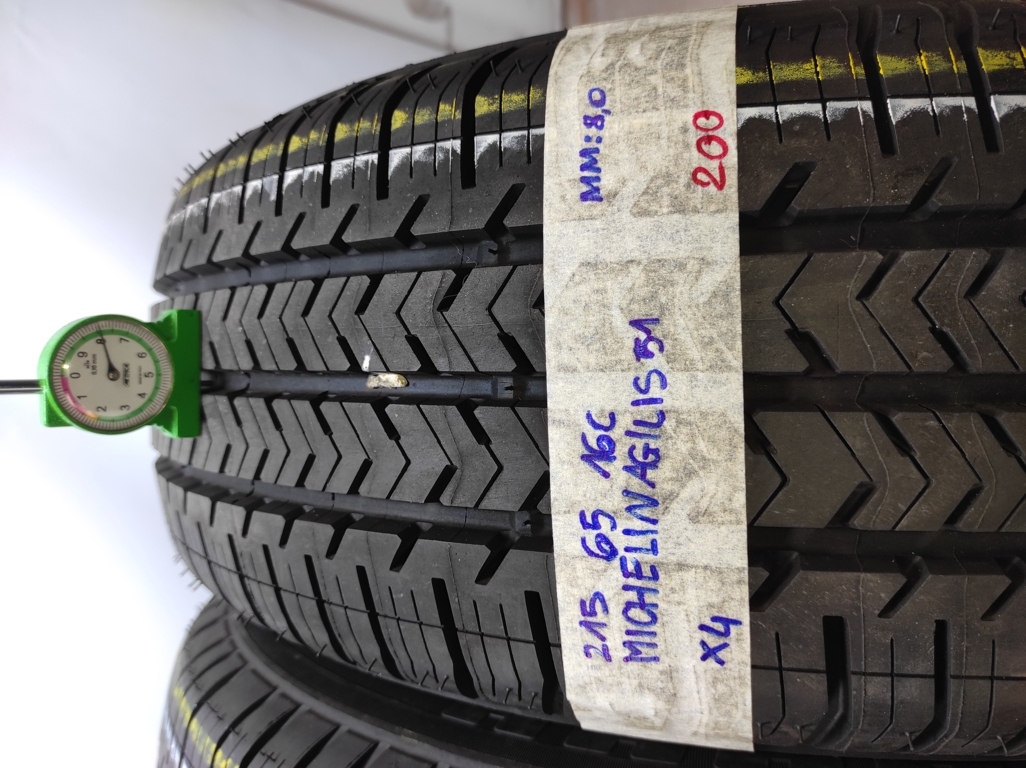 MICHELIN AGILIS 54 215/65 R16 xG ESTIVA