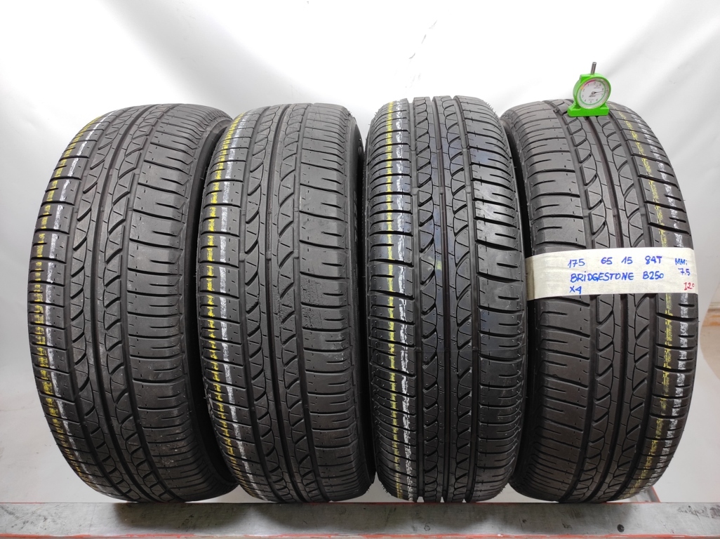 BRIDGESTONE B250 175/65 R15 84T ESTIVA 30,00