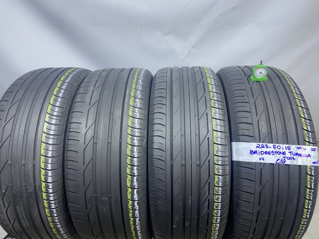 BRIDGESTONE TURAN. 225/50 R18 99W ESTIVA