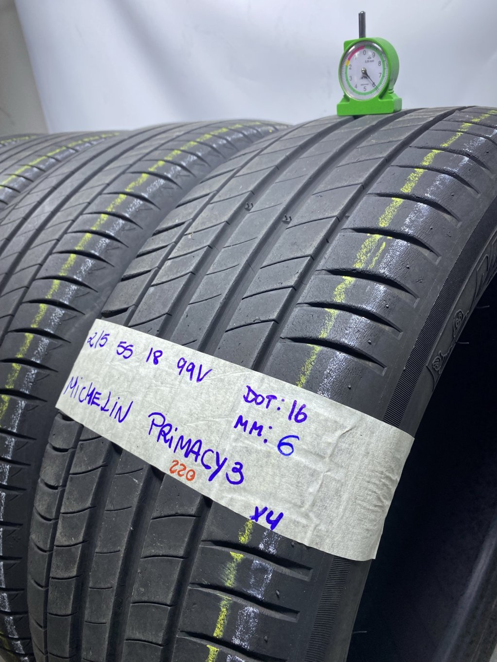 MICHELIN . 215/55 R18 99V ESTIVA