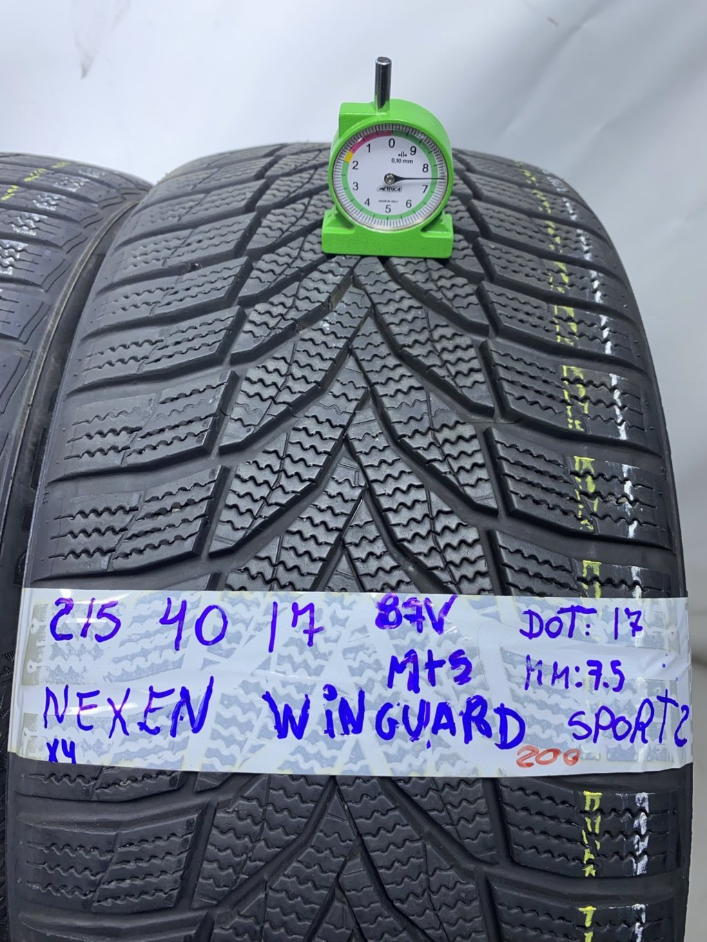 NEXEN . 215/40 R17 87V INVERNALE