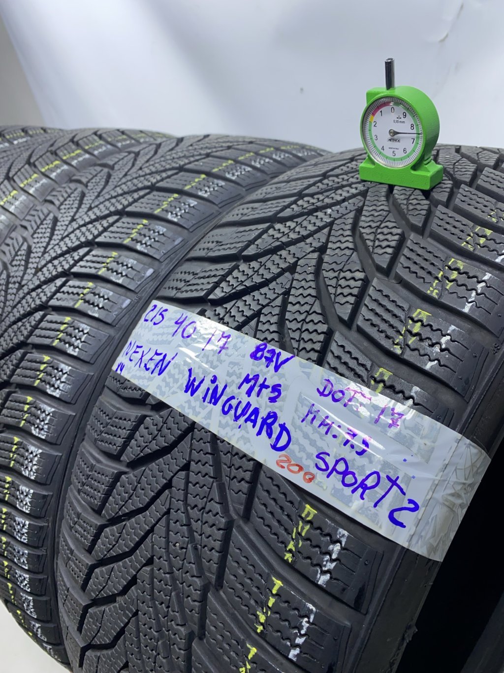 NEXEN . 215/40 R17 87V INVERNALE