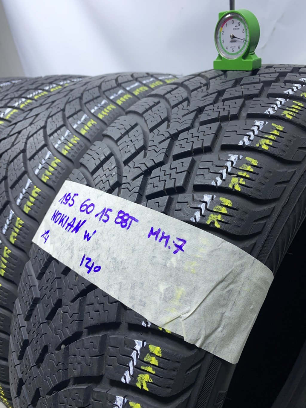  NOKIAN 195/60 R15 88T INVERNALE
