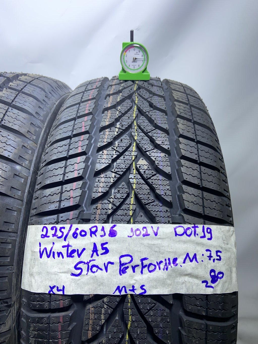 STARPERFORMER wintr 225/60 R16 102V INVERNALE