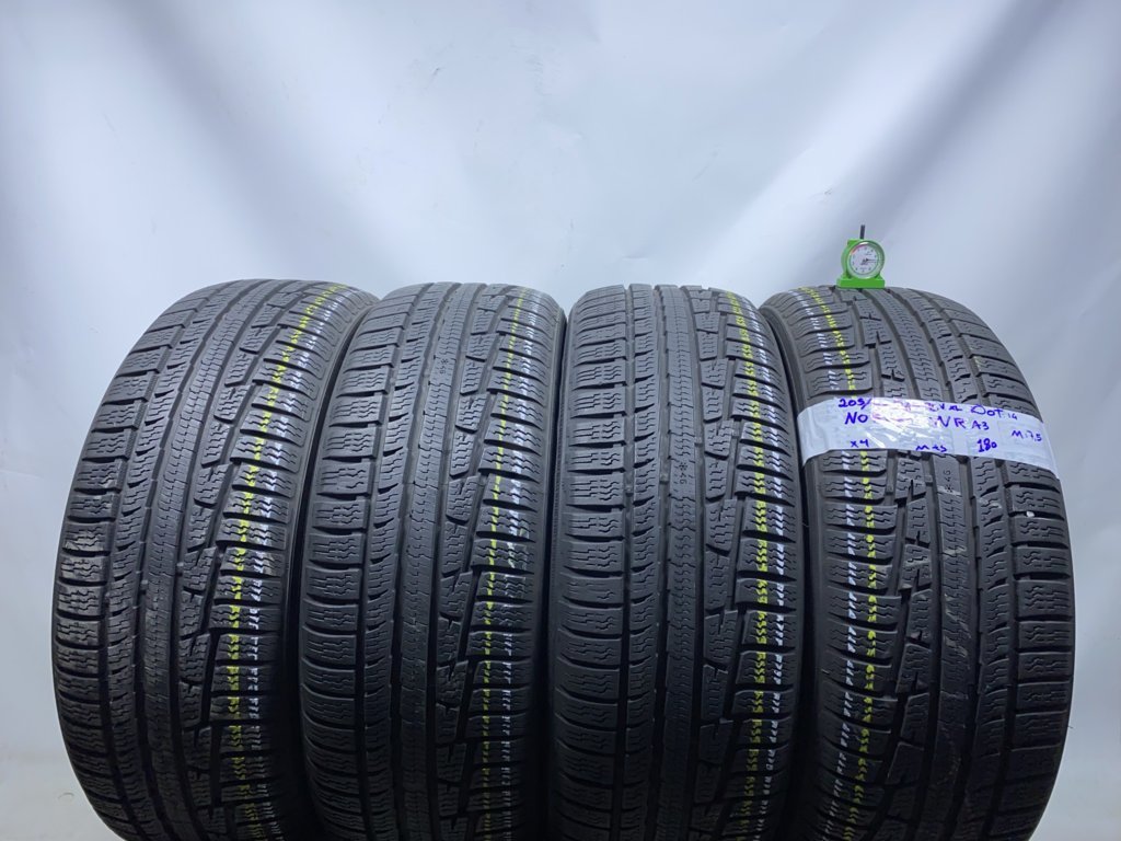 NOKIAN . 205/55 R17 95V INVERNALE