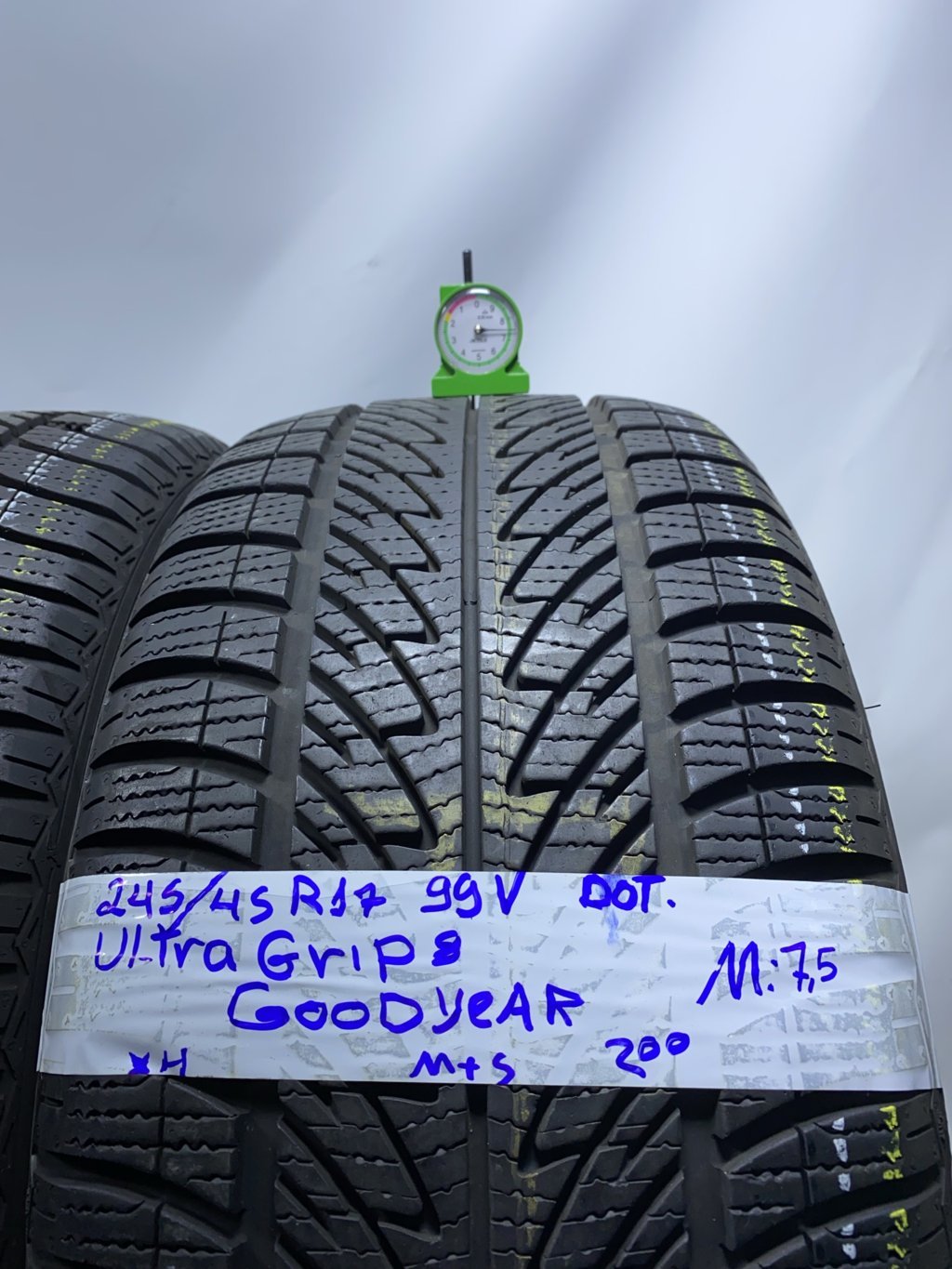 GOODYEAR ultragrip 245/45 R17 99V INVERNALE