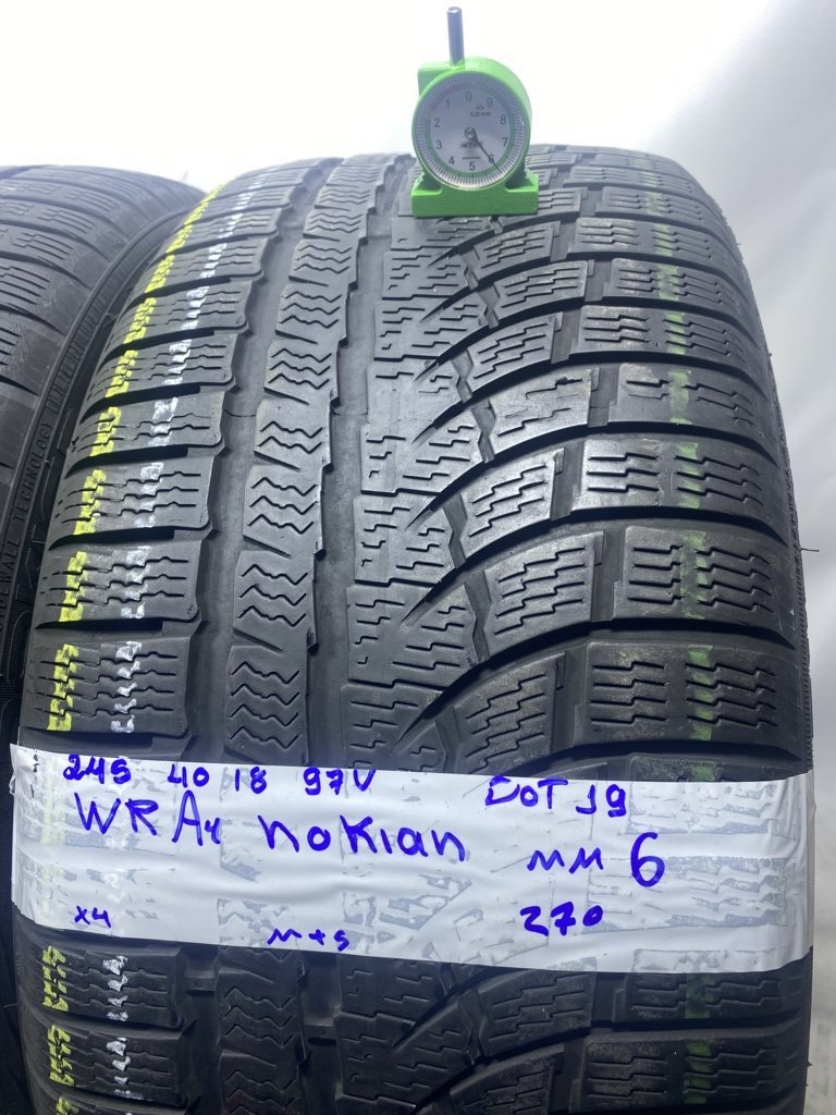 NOKIAN WRANGL. 245/40 R18 97V INVERNALE