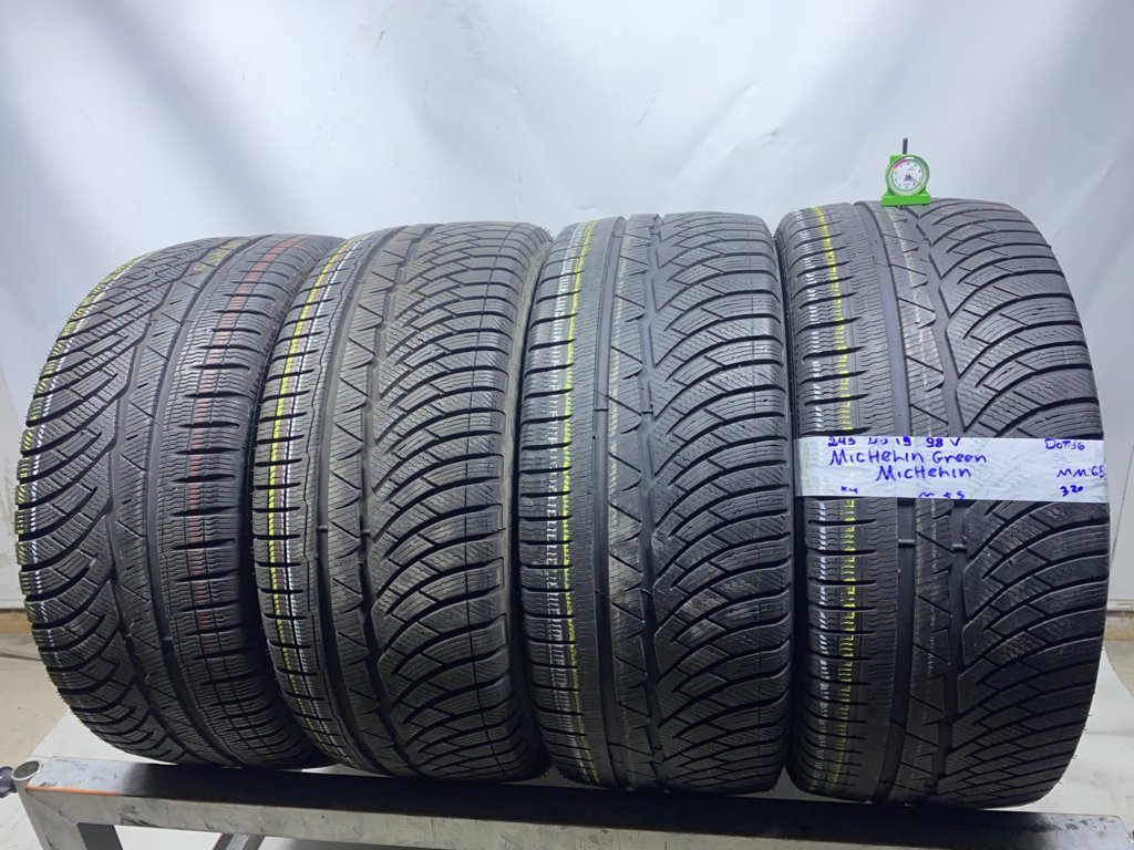 MICHELIN . 245/45 R19 98V INVERNALE