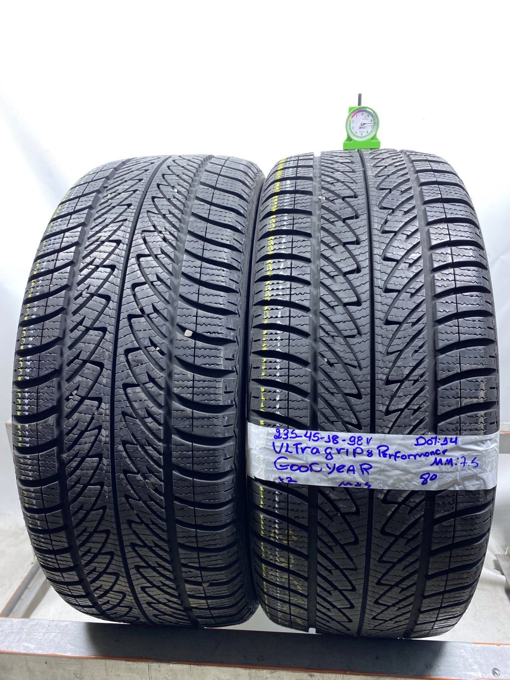  GOODYEAR 235/45 R18 98V INVERNALE