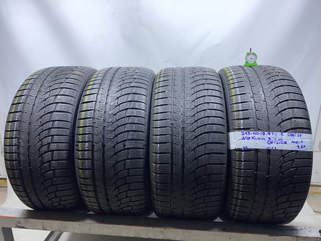 NOKIAN . 245/40 R18 97V INVERNALE