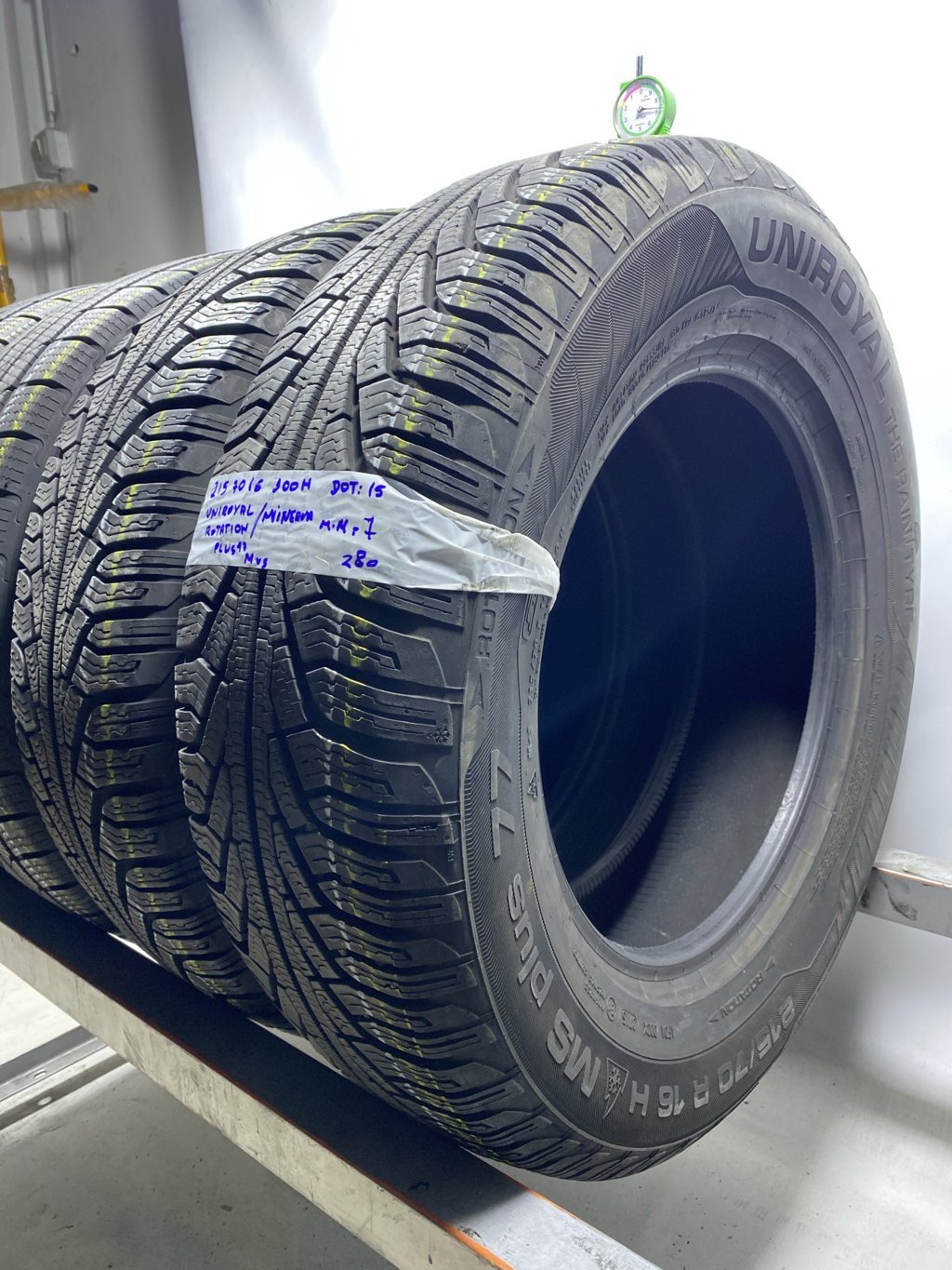 UNIROYAL MINERVA 215/70 R16 100H INVERNALE