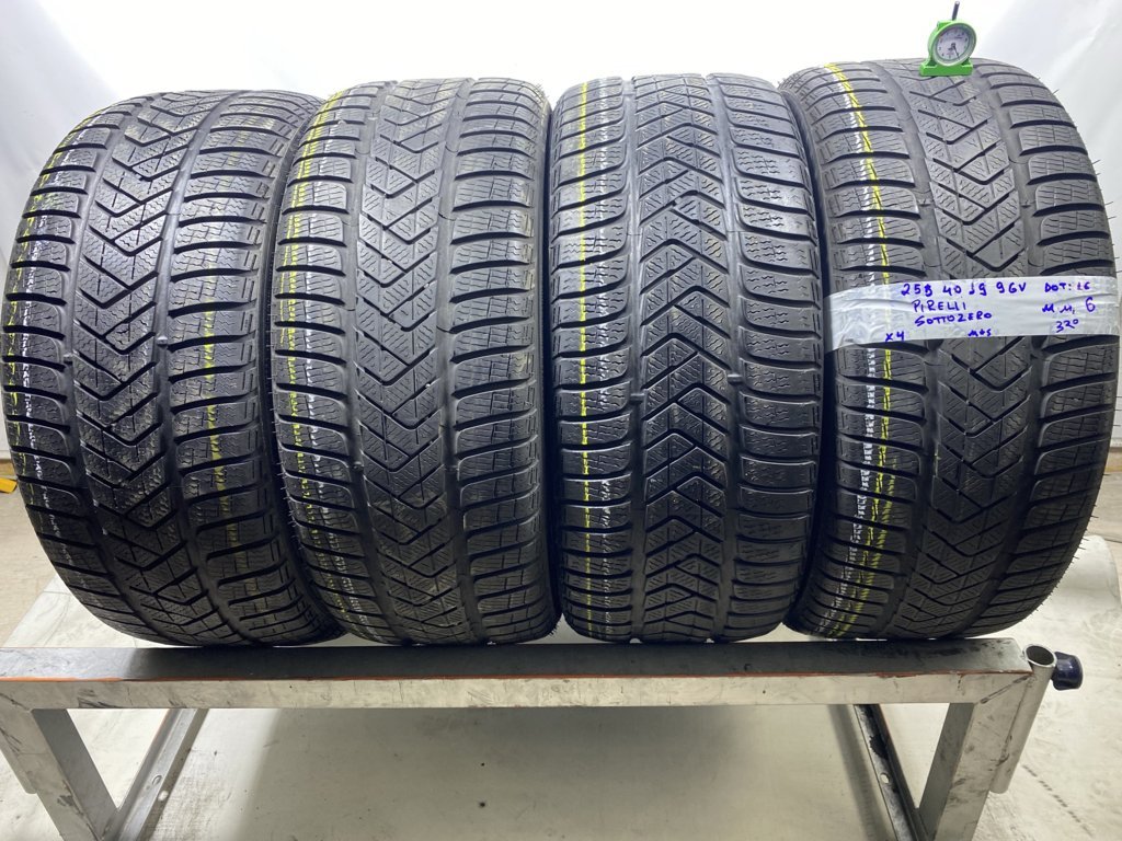 PIRELLI S.ZERO 255/40 R19 96V INVERNALE