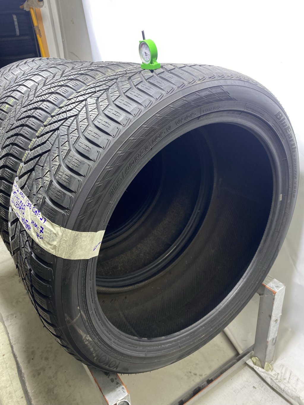 YOKOHAMA BLUEARTH 265/40 R21 105V INVERNALE