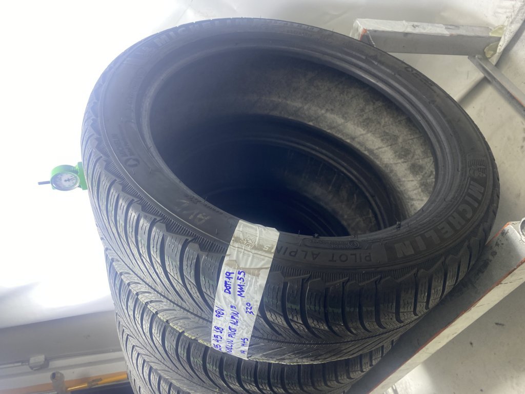 MICHELIN PILOT 235/45 R18 98V INVERNALE