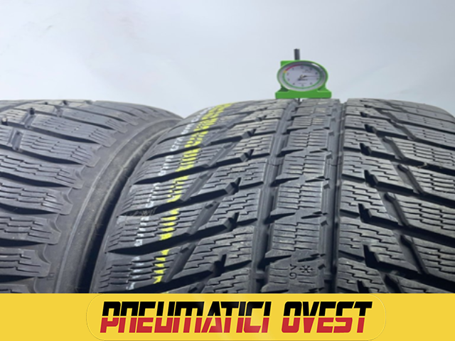 NOKIAN . 235/60 R17 106H INVERNALE