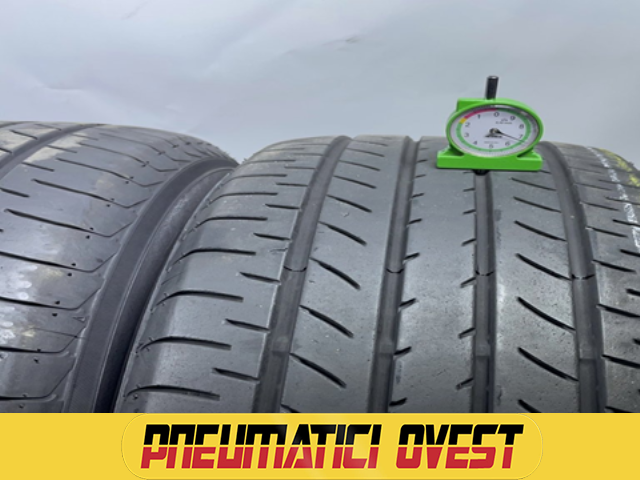 YOKOHAMA bluearth 225/60 R18 100H ESTIVA