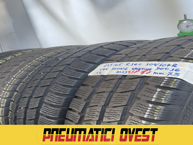  SPORTIVA 215/65 R16 109R INVERNALE