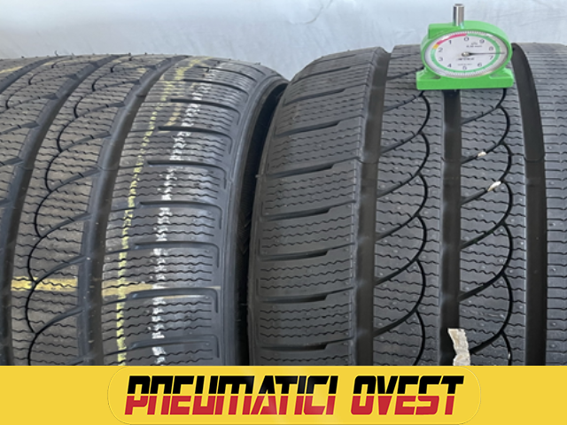 TRACMAX ICE PLUS 225/45 R17 94V INVERNALE