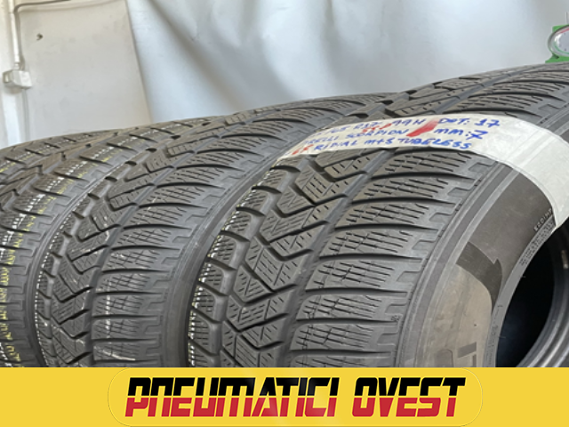 PIRELLI SCORP. 215/65 R17 99H INVERNALE