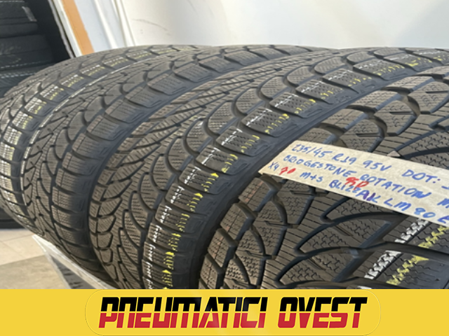 BRIDGESTONE BLIZZAK 235/45 R19 95V INVERNALE