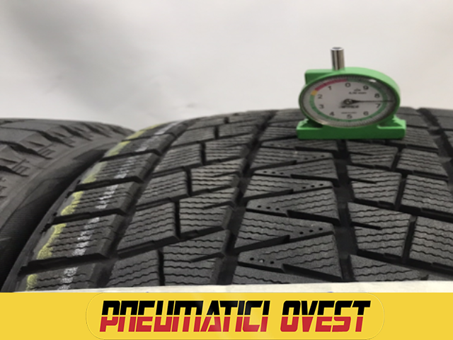 BRIDGESTONE BLIZZAK 225/55 R18 98R INVERNALE