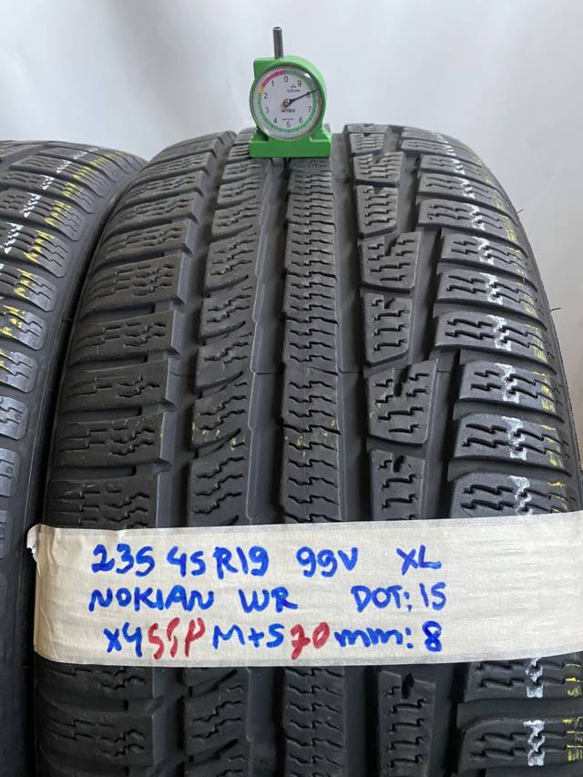 NOKIAN wr 235/45 R19 99V INVERNALE