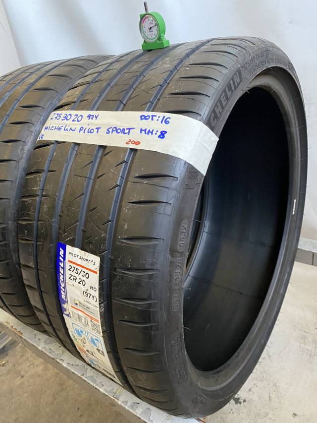 MICHELIN pilot 275/30 R20 97Y ESTIVA