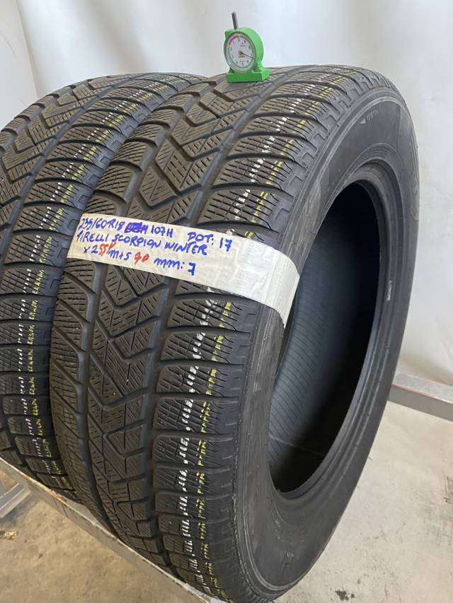 PIRELLI scorpion 235/60 R18 107H INVERNALE