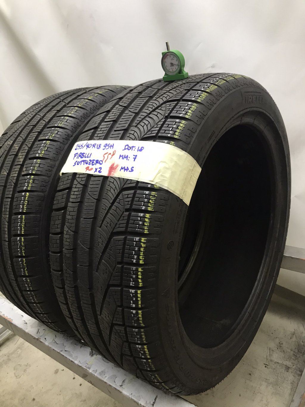 PIRELLI SOTTOZERO 255/40 R18 95H INVERNALE