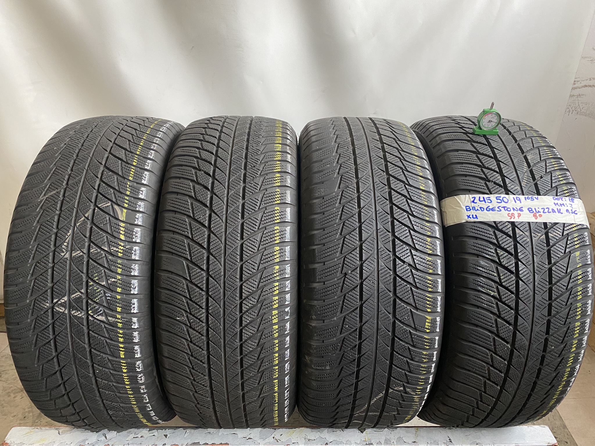 BRIDGESTONE BLIZZAK 245/50 R19 105V INVERNALE