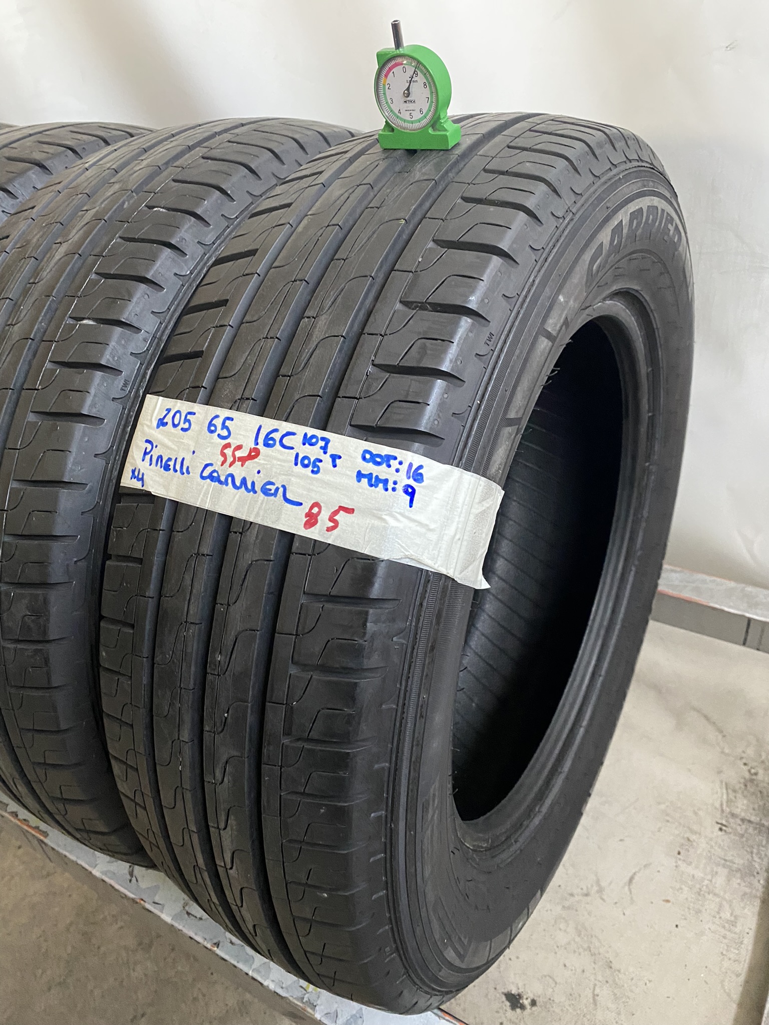 PIRELLI carrier 205/65 R16 107T ESTIVA