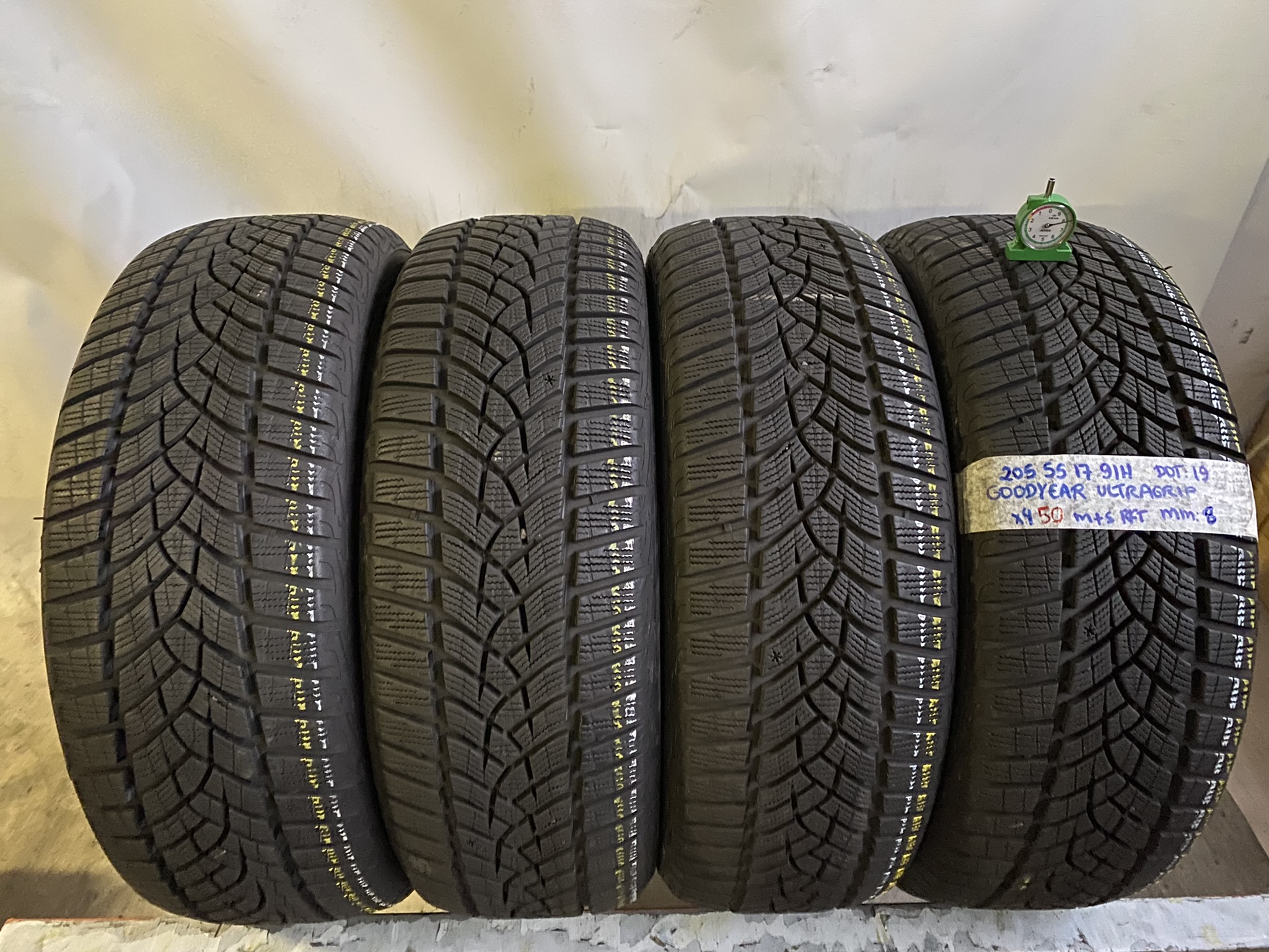 GOODYEAR ultragrip 205/55 R17 91H INVERNALE
