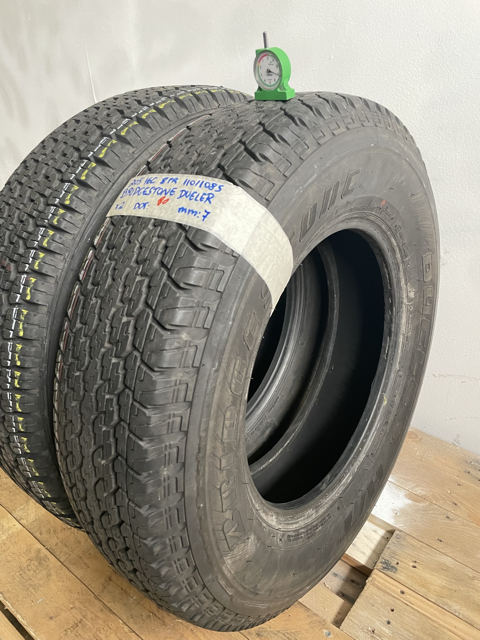 BRIDGESTONE DUELER 205/80 R16 110S ESTIVA