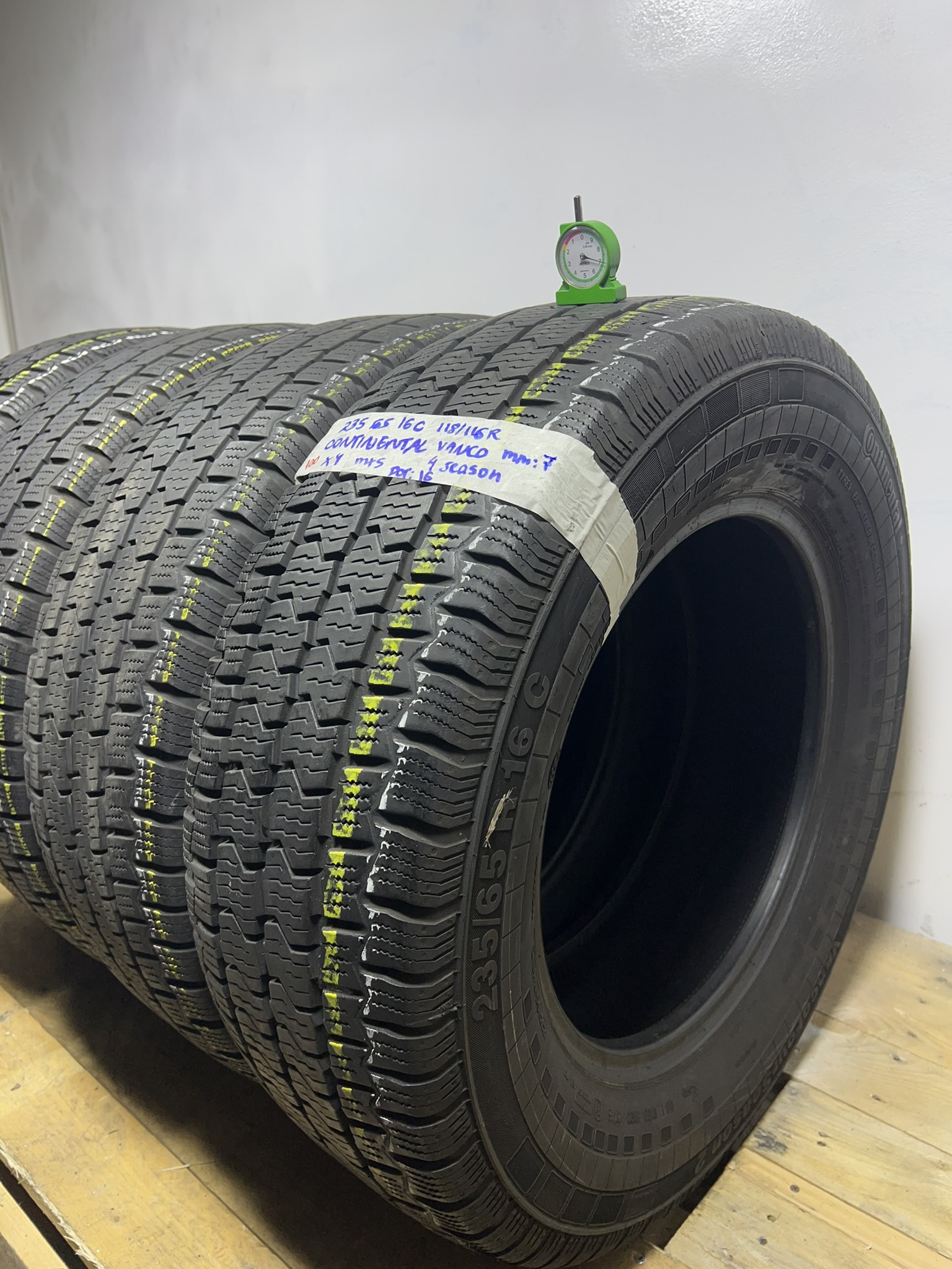CONTINENTAL vanco 235/65 R16 116R INVERNALE