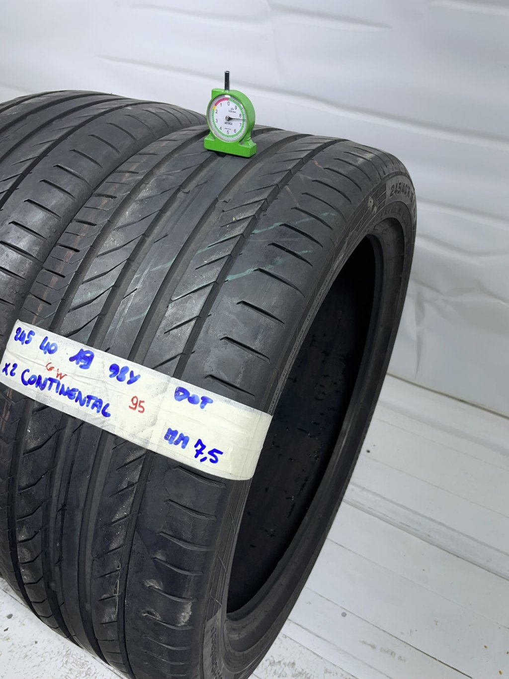 CONTINENTAL ctc 245/40 R19 98Y ESTIVA