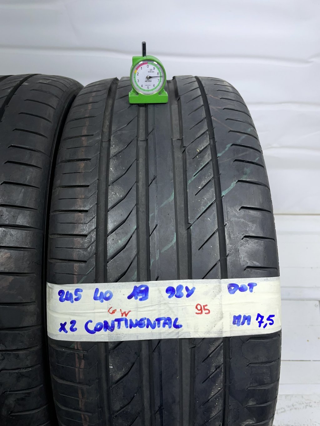 CONTINENTAL ctc 245/40 R19 98Y ESTIVA