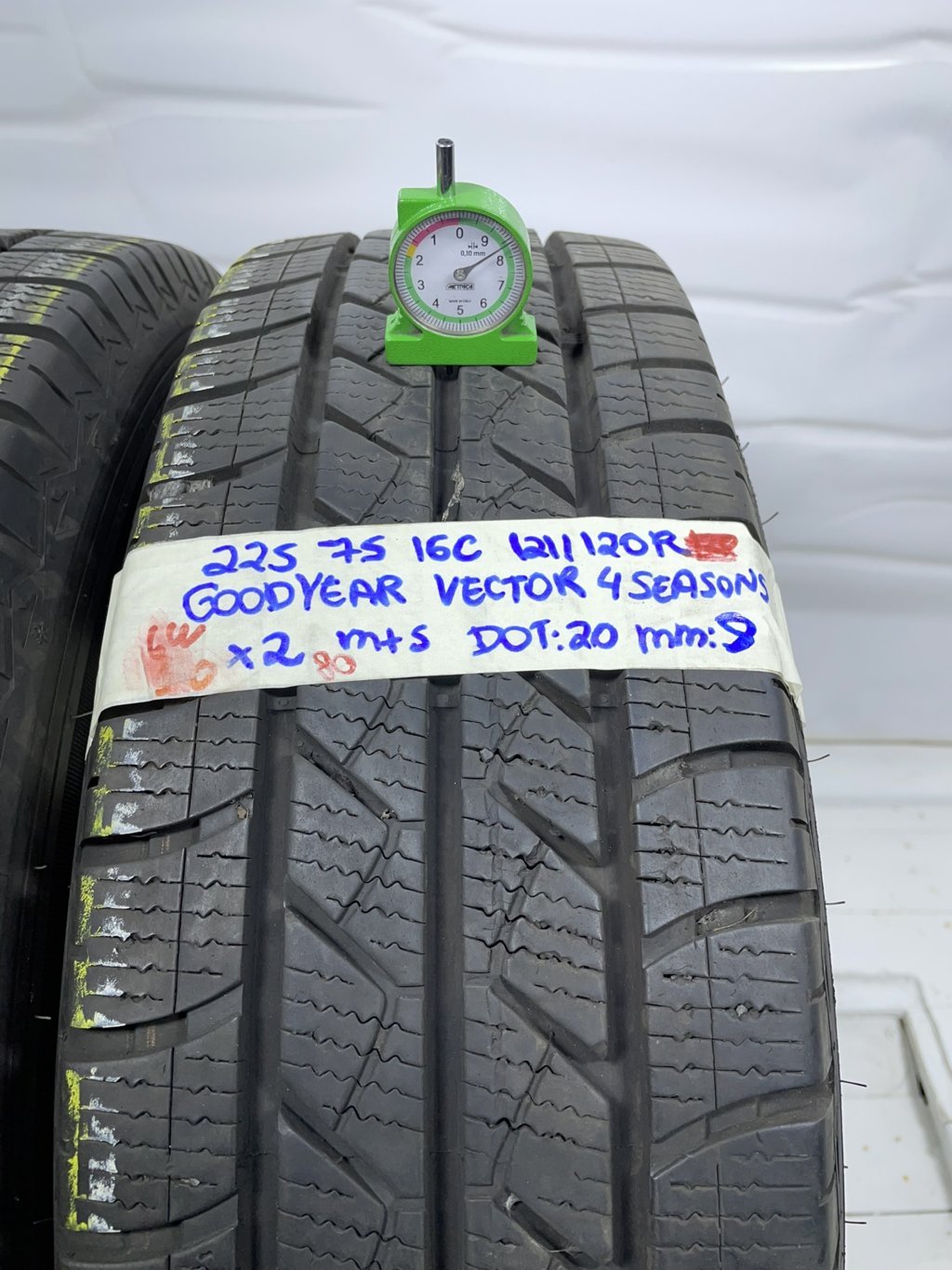 GOODYEAR vector 225/75 R16 121R QUATTRO STAGIONI